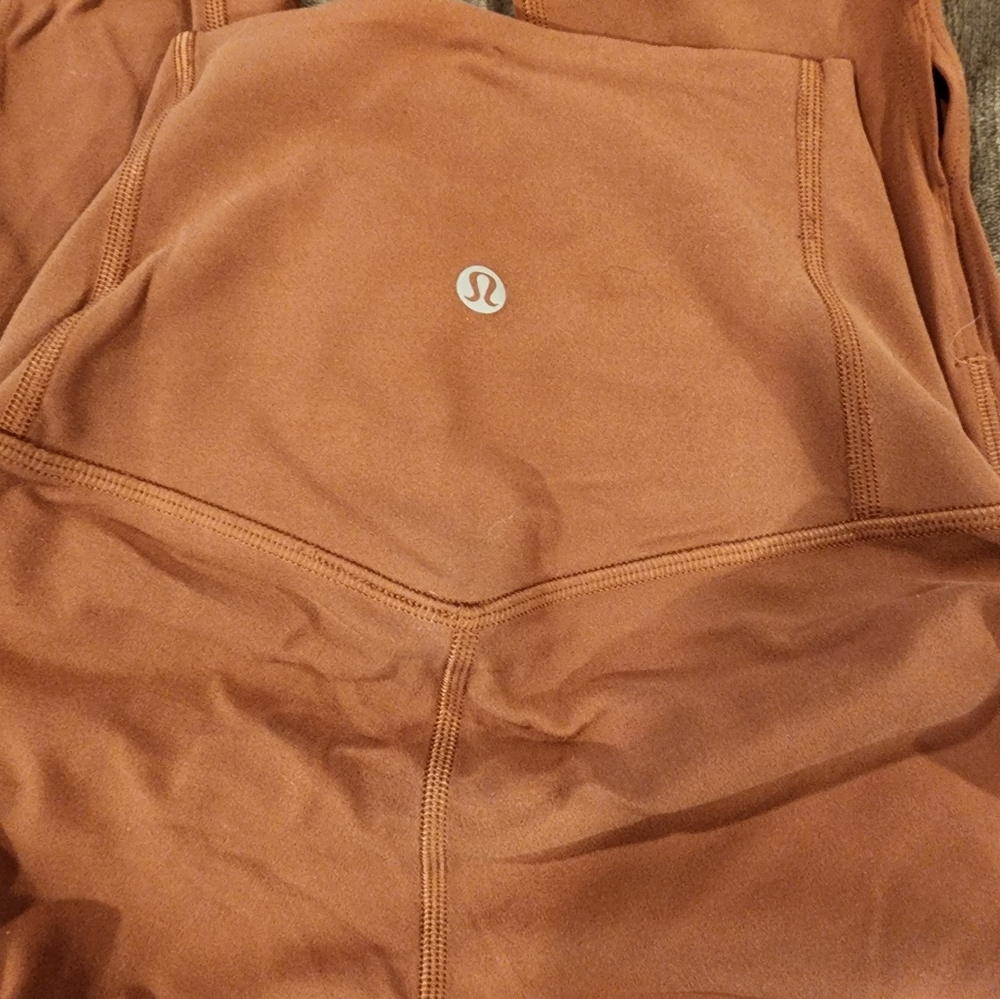 Lululemon leggings